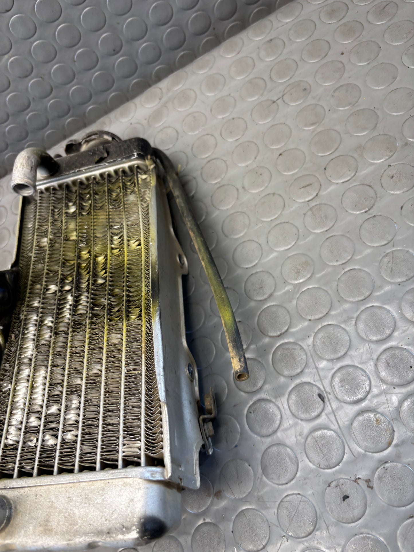 RADIATORE DESTRO RADIATOR HUSQVARNA SM WRE WR CR  94-98