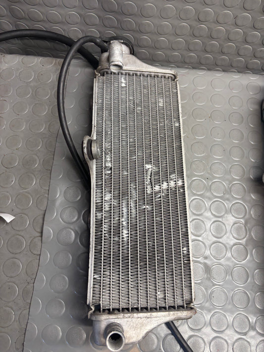 RADIATORE DESTRO RIGHT RADIATOR HUSQVARNA SM WRE WR CR 125 98/2013
