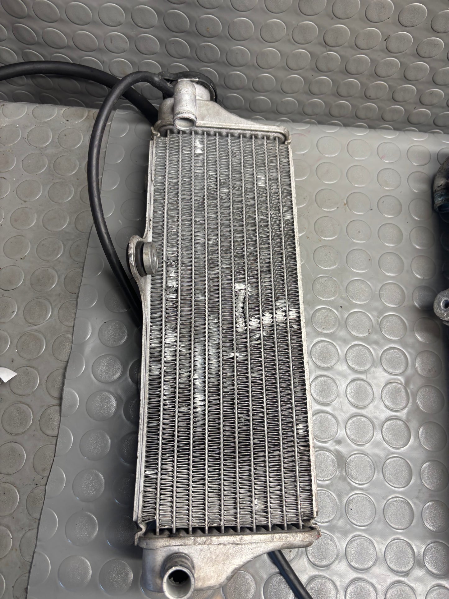RADIATORE DESTRO RIGHT RADIATOR HUSQVARNA SM WRE WR CR 125 98/2013