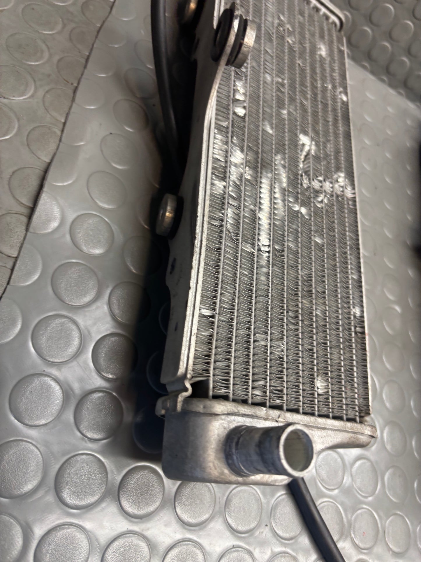 RADIATORE DESTRO RIGHT RADIATOR HUSQVARNA SM WRE WR CR 125 98/2013