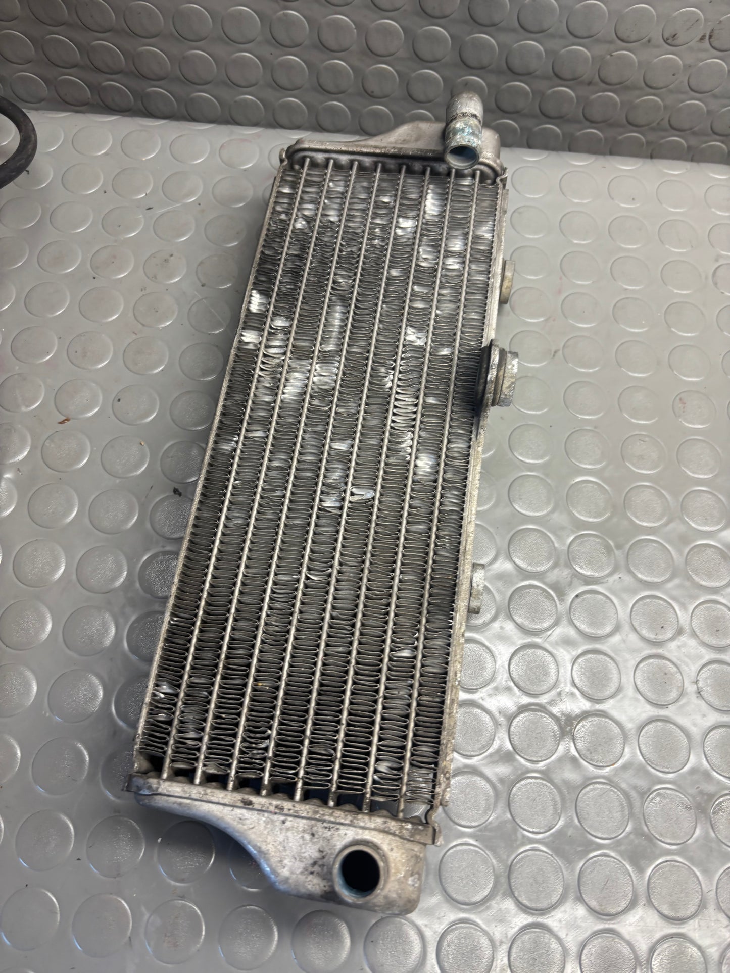 RADIATORE SINISTRO LEFT RADIATOR HUSQVARNA SM WRE WR CR 125 98/2013