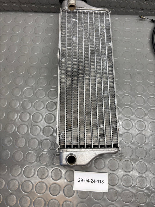 RADIATORE DESTRO RADIATOR HUSQVARNA SM WRE WR CR  98-2013