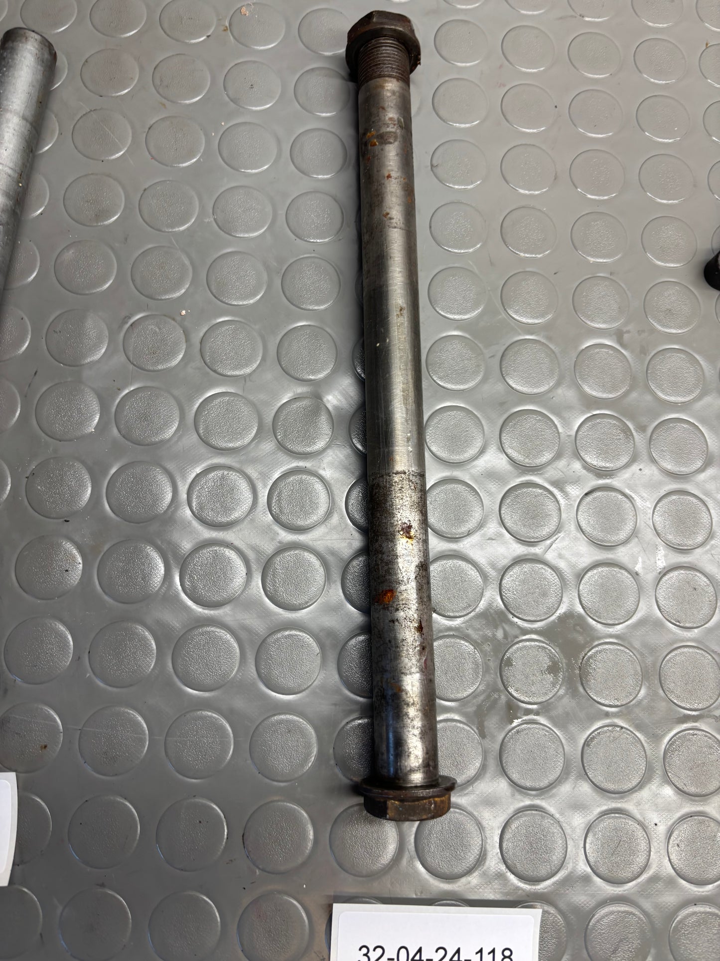 PERNO RUOTA POSTERIORE HUSQVARNA SM WRE 125 1998-2013