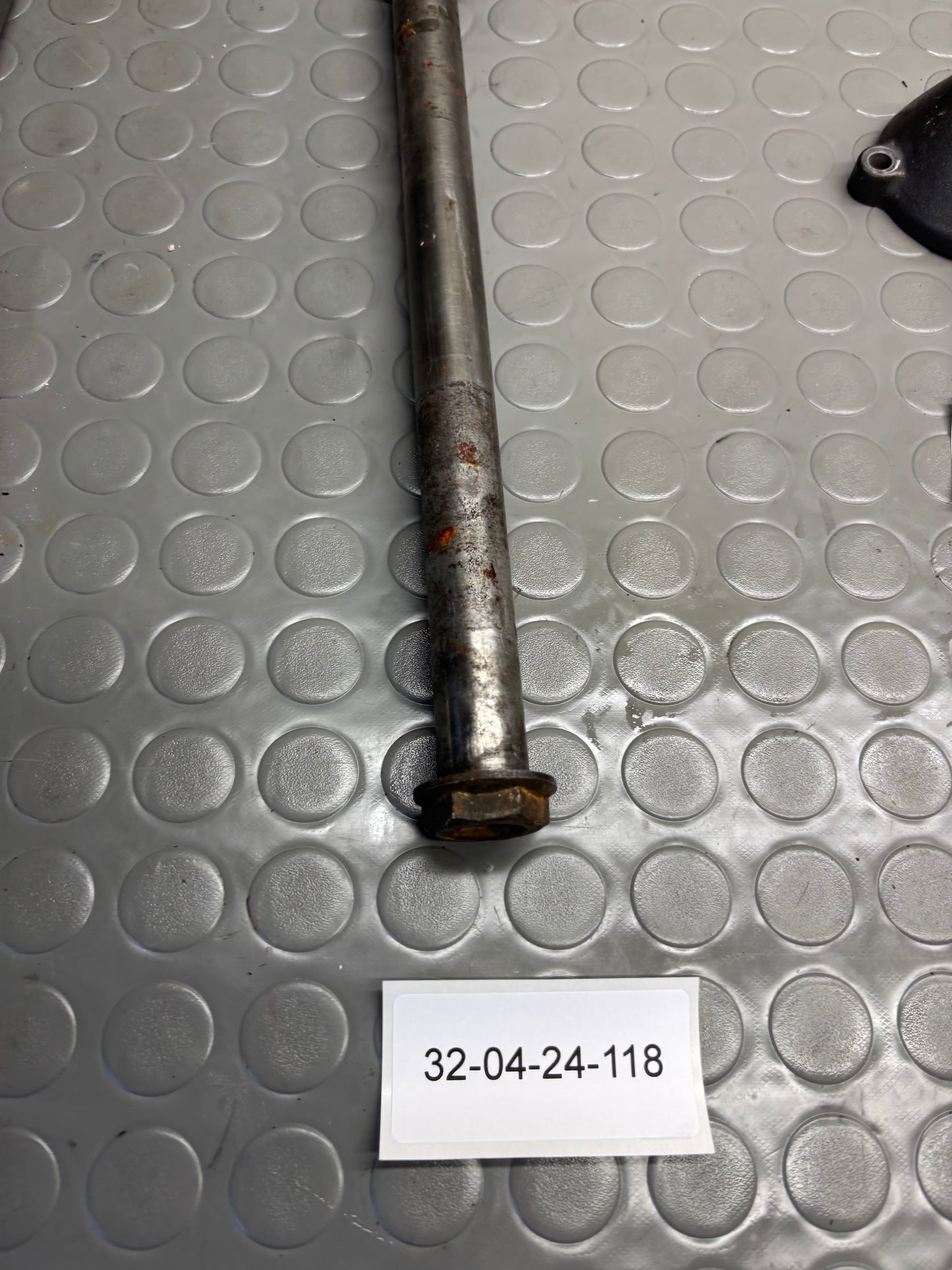 PERNO RUOTA POSTERIORE HUSQVARNA SM WRE 125 1998-2013