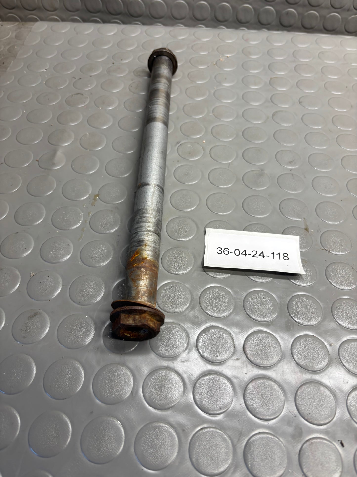 PERNO RUOTA POSTERIORE HUSQVARNA SM WRE 125 1998-2013
