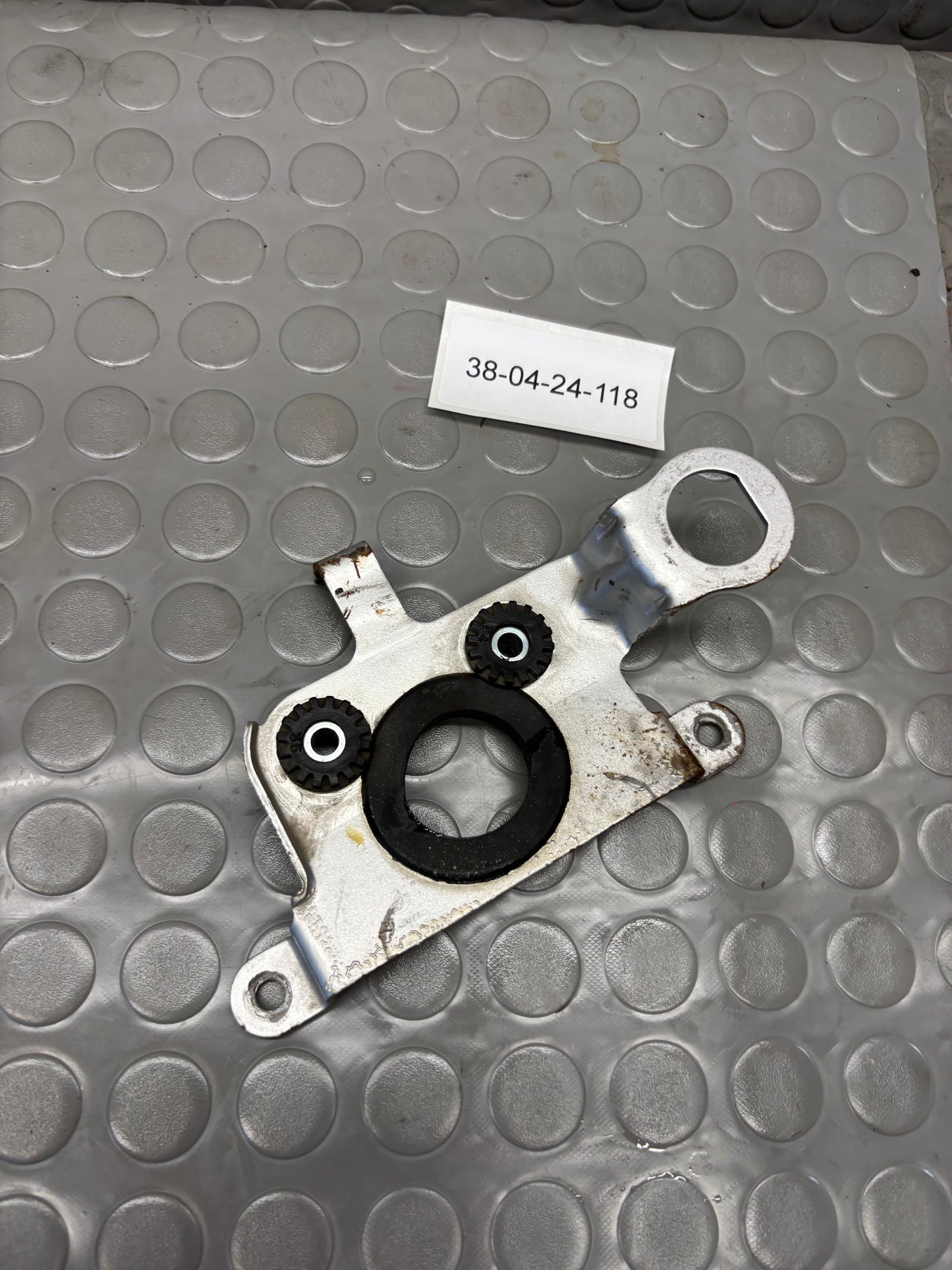 STAFFA SUPPORTO CONTACHILOMETRI HUSQVARNA SM WRE 125 98-2005