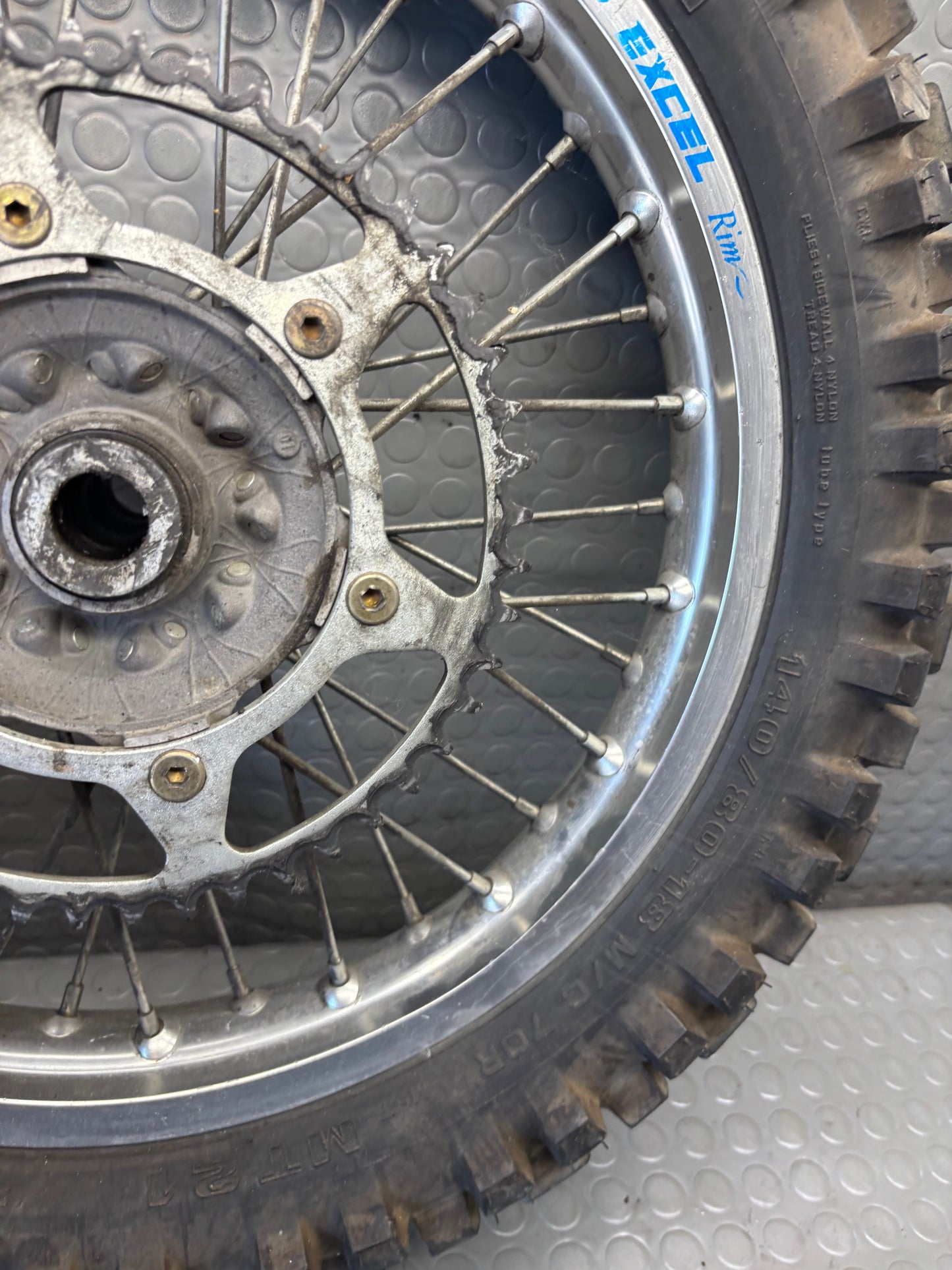 CERCHIO RUOTA POSTERIORE EXCELL 18 HUSQVARNA WR 250 98-2013