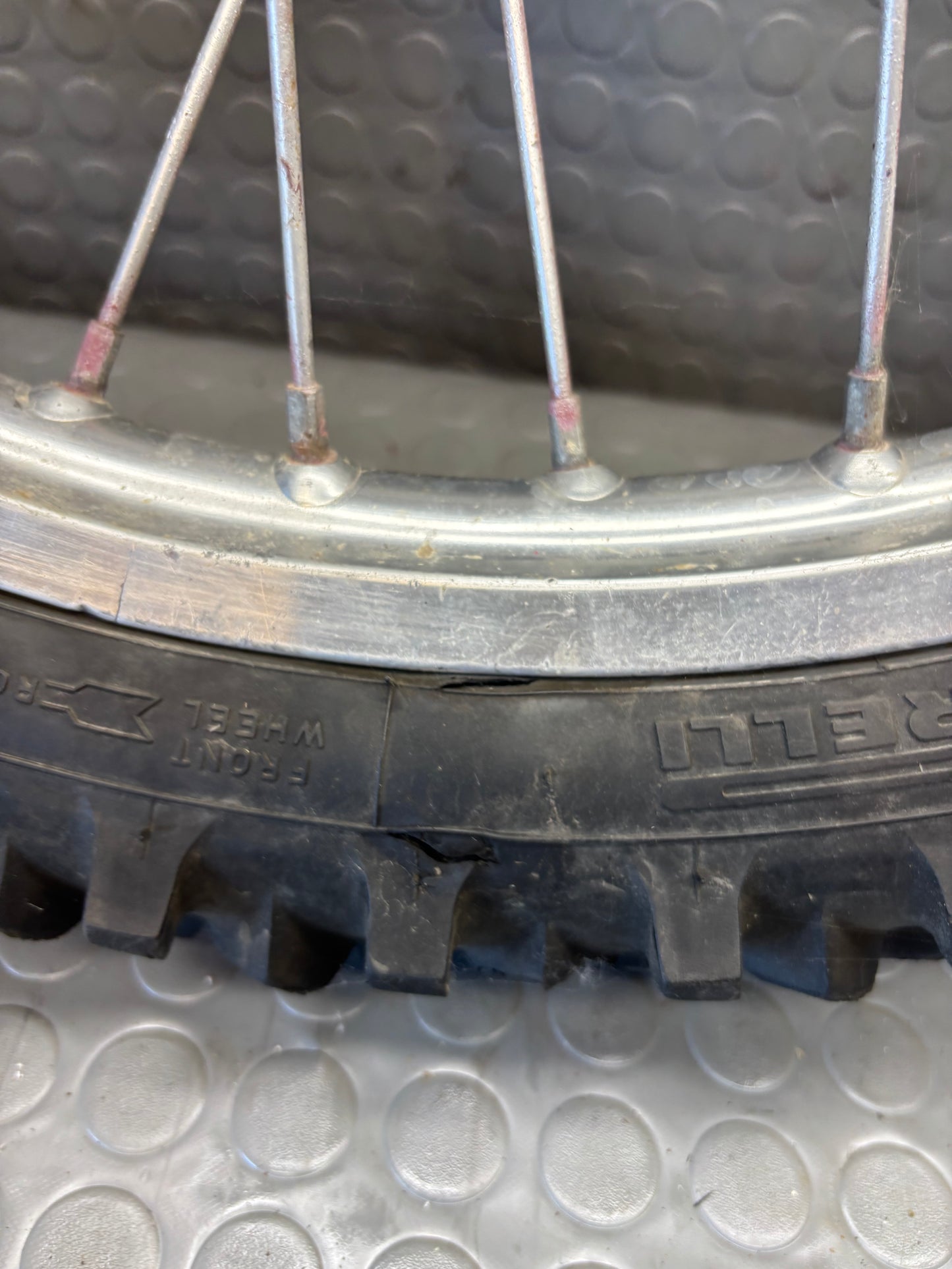 CERCHIO RUOTA ANTERIORE HUSQVARNA WR CR  2002-2013