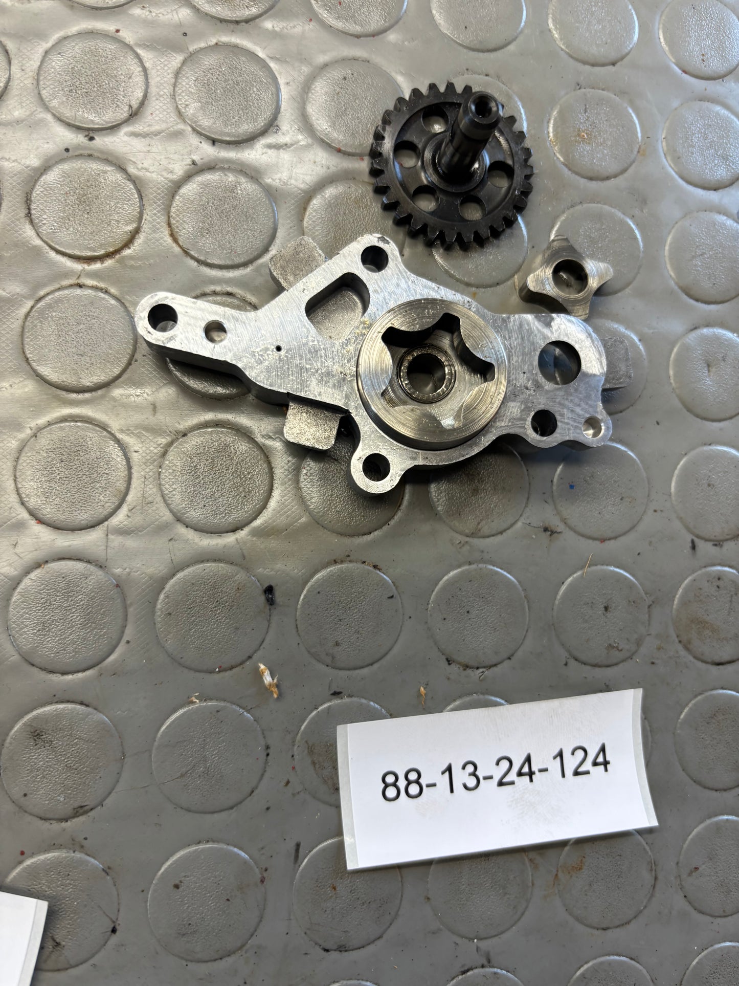 POMPA OLIO MOTORE ENGINE OIL PUMP HUSQVARNA TE TC 250 310 08-2013