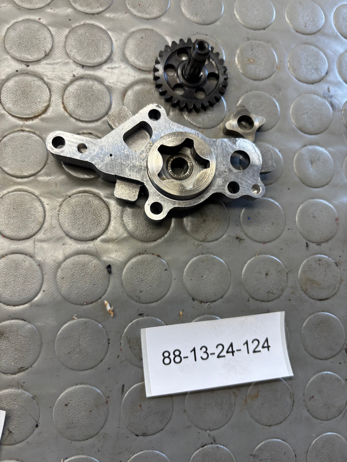 POMPA OLIO MOTORE ENGINE OIL PUMP HUSQVARNA TE TC 250 310 08-2013