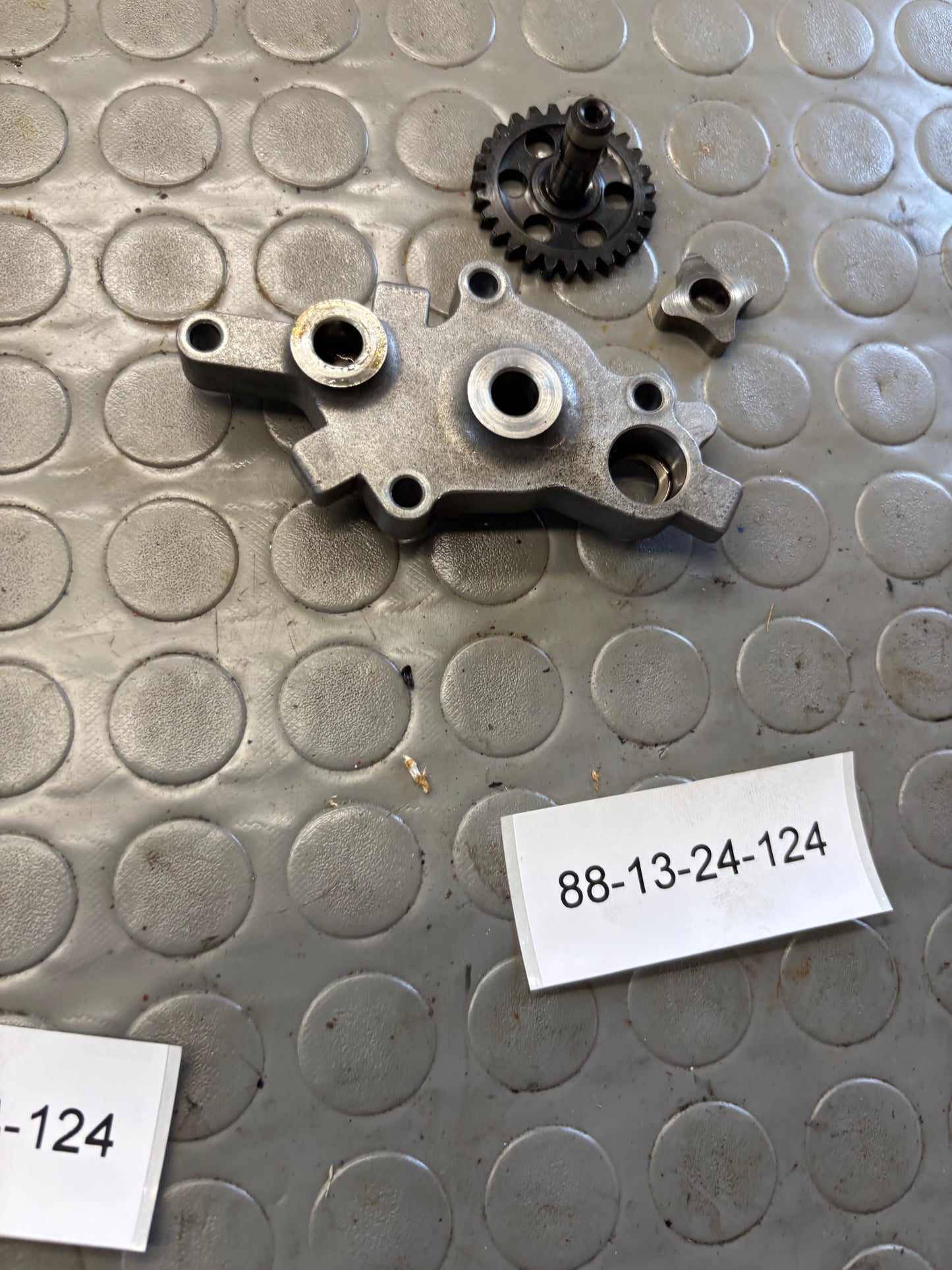 POMPA OLIO MOTORE ENGINE OIL PUMP HUSQVARNA TE TC 250 310 08-2013