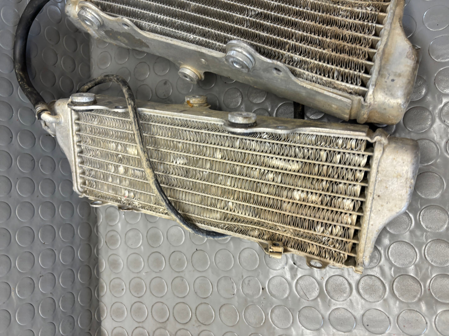 COPPIA RADIATORI HUSQVARNA SM WRE WR CR 125 98-2013