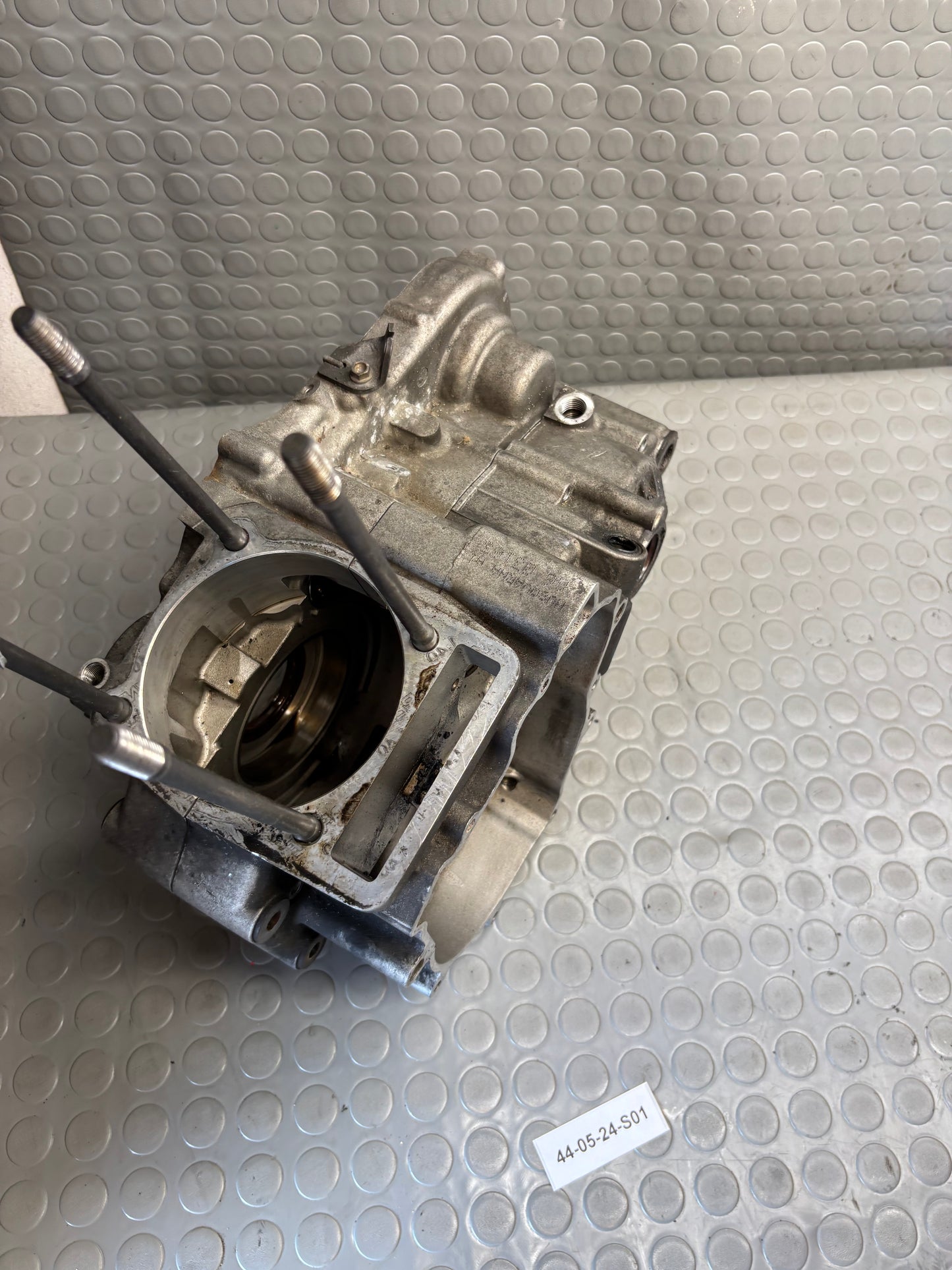 COPPIA CARTER MOTORE ENGINE CRANKCASE HUSQVARNA SM TE 610 05-2009