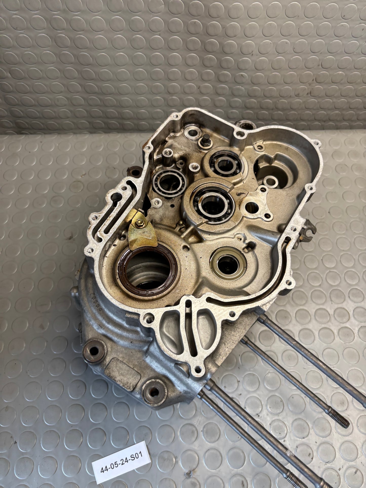 COPPIA CARTER MOTORE ENGINE CRANKCASE HUSQVARNA SM TE 610 05-2009