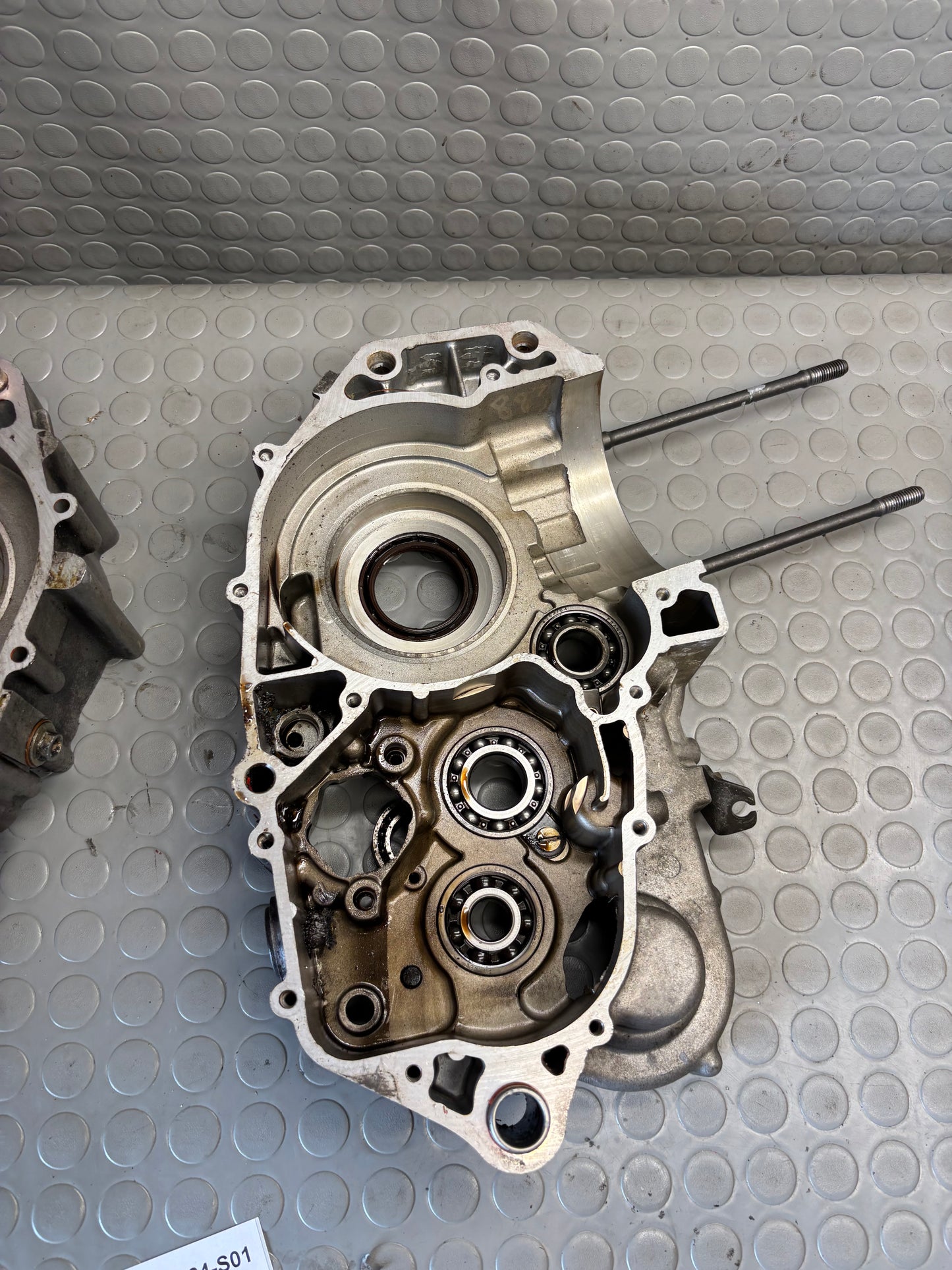 COPPIA CARTER MOTORE ENGINE CRANKCASE HUSQVARNA SM TE 610 05-2009