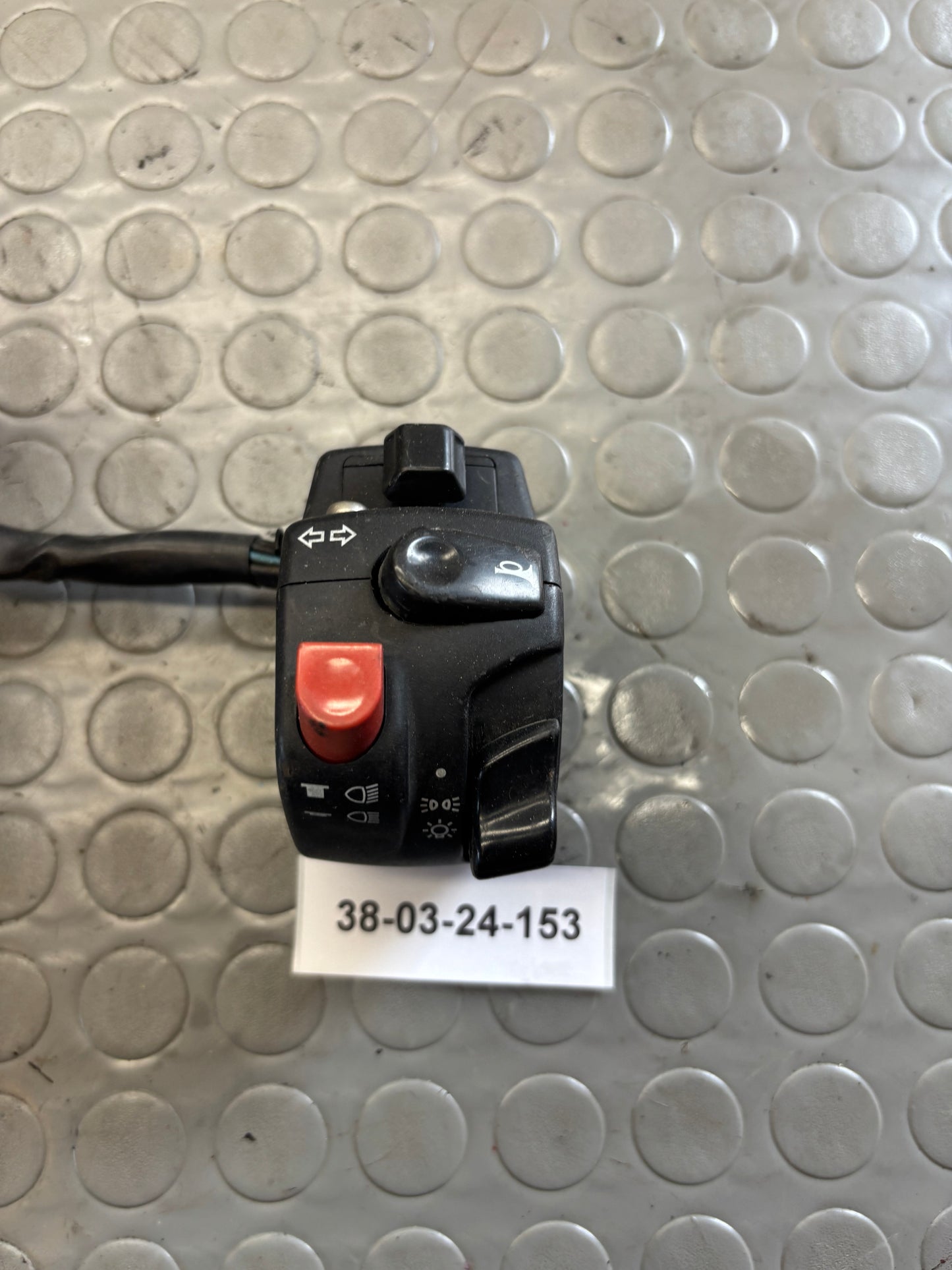 BLOCCHETTO MANUBRIO FARI FRECCE LUCI HUSQVARNA WR 250 98-2013