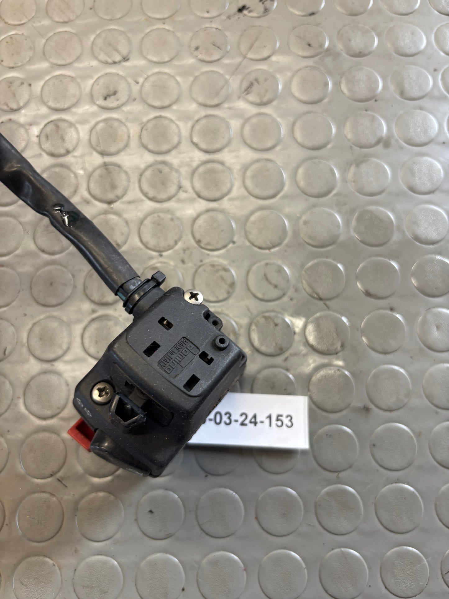 BLOCCHETTO MANUBRIO FARI FRECCE LUCI HUSQVARNA WR 250 98-2013