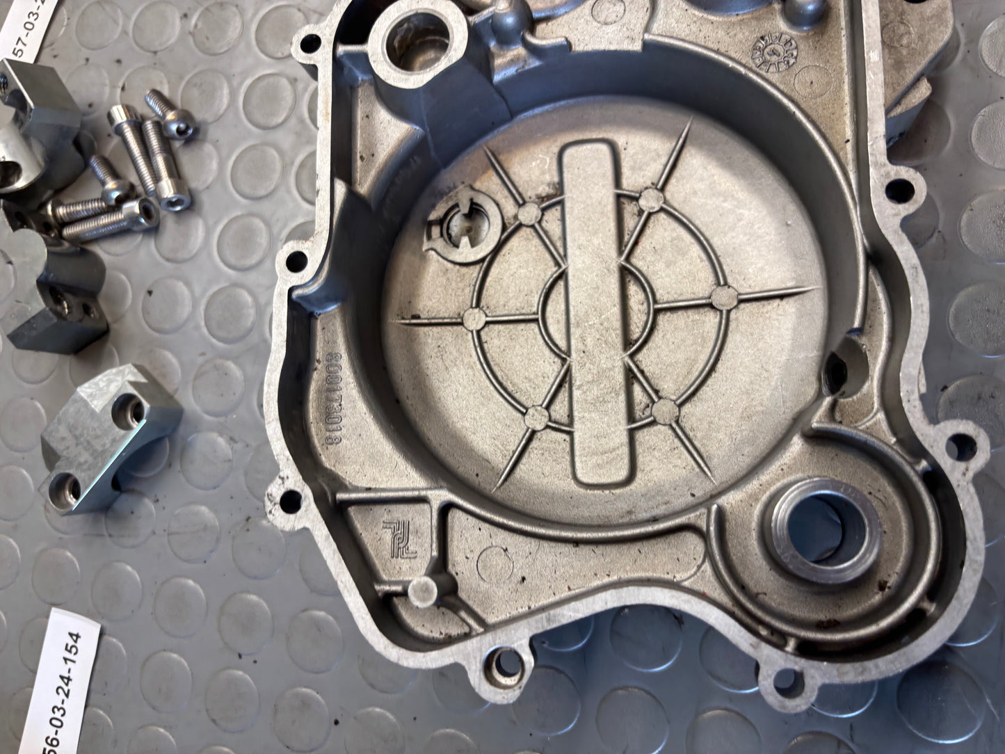 CARTER FRIZIONE CLUTCH LATO DESTRO HUSQVARNA SM WRE 125 1998-2013