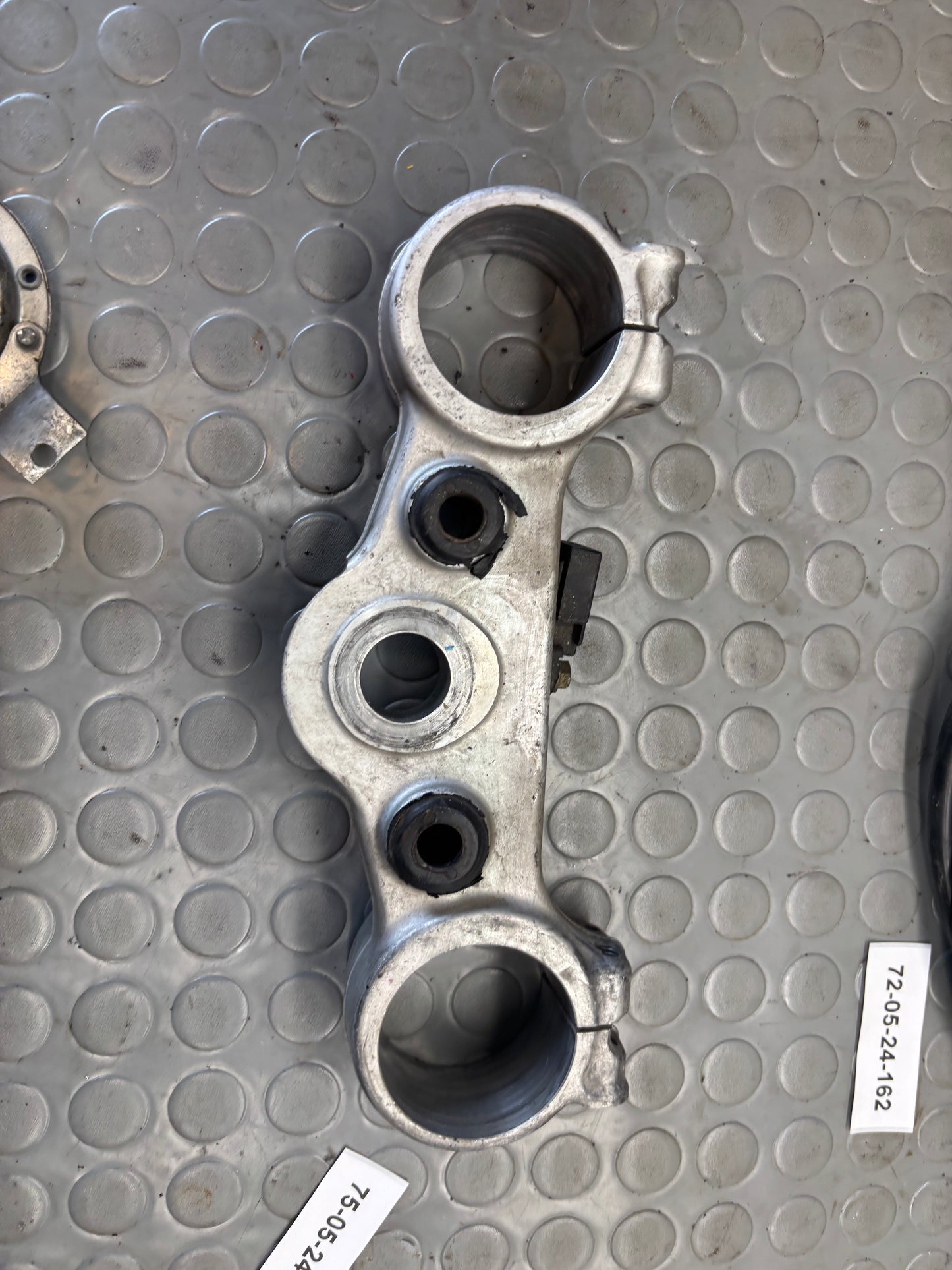 PIASTRA DI STERZO SUPERIORE HUSQVARNA SM 610 05-2009