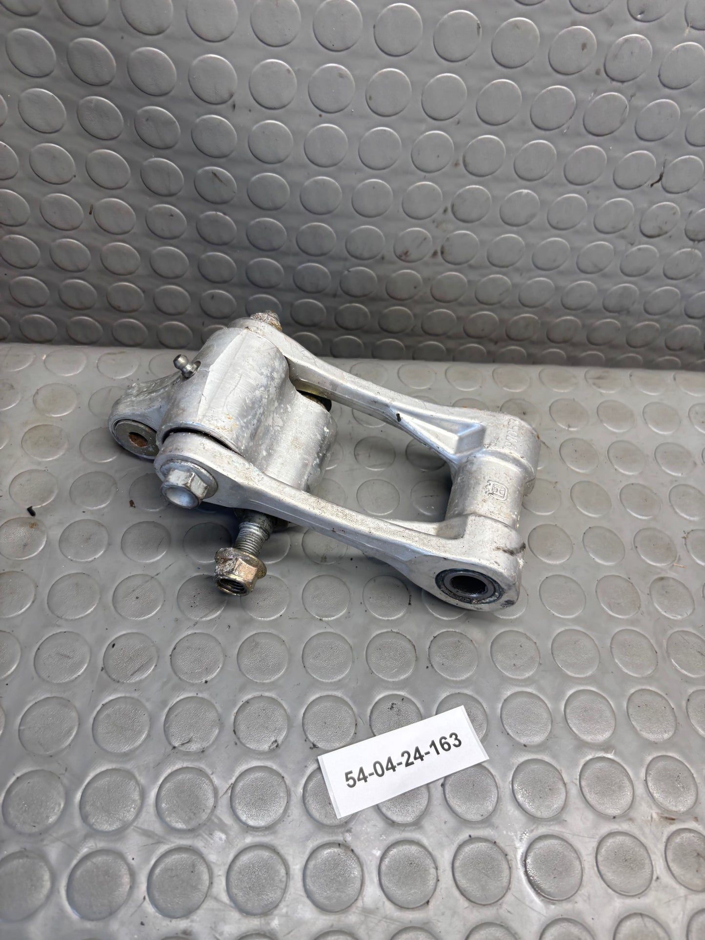 LEVERAGGIO FORCELLONE TELAIO LINK HUSQVARNA SM TE 610 05-2009