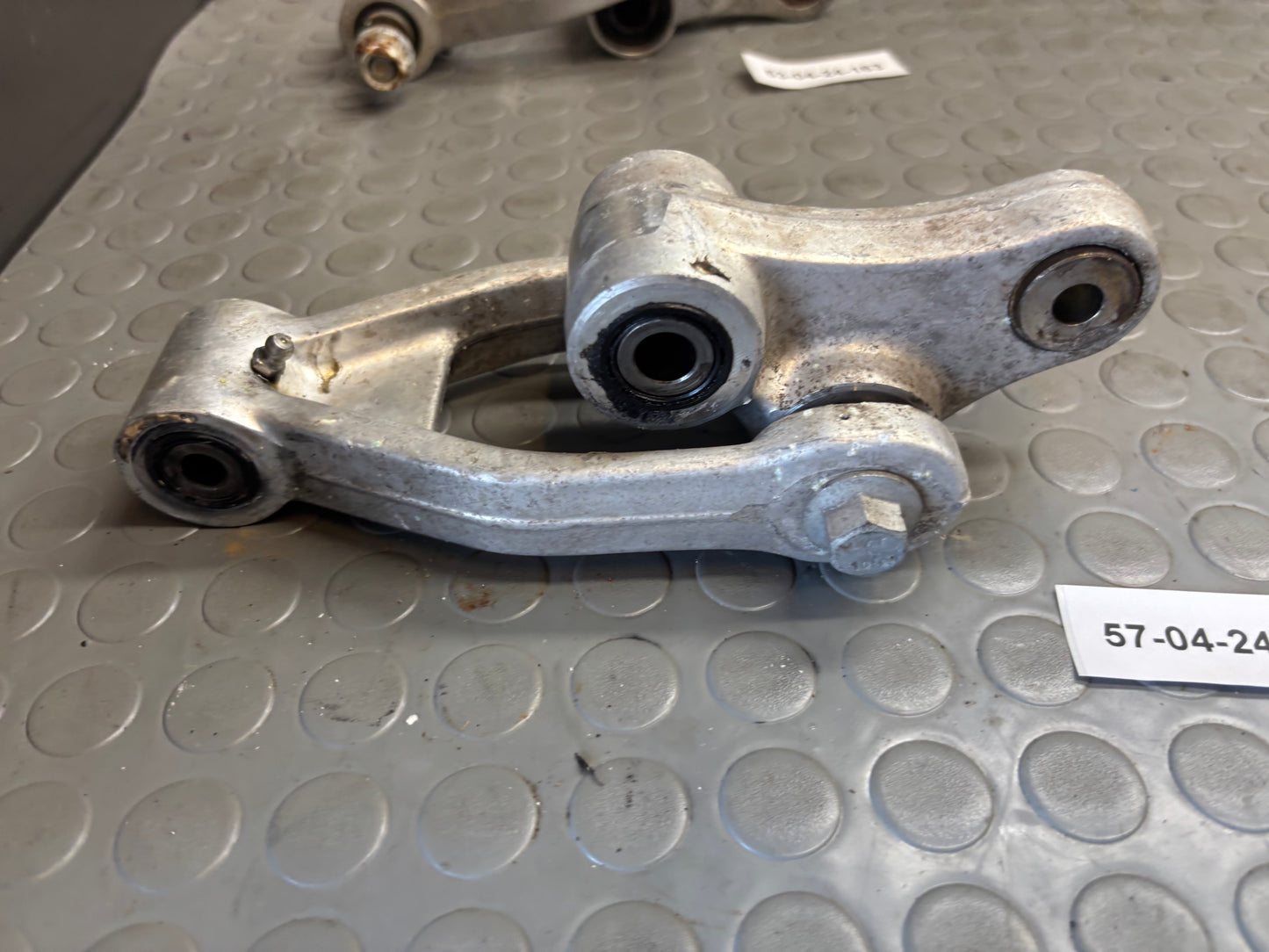 LEVERAGGIO FORCELLONE TELAIO LINK HUSQVARNA SM WRE 125 1998-2013