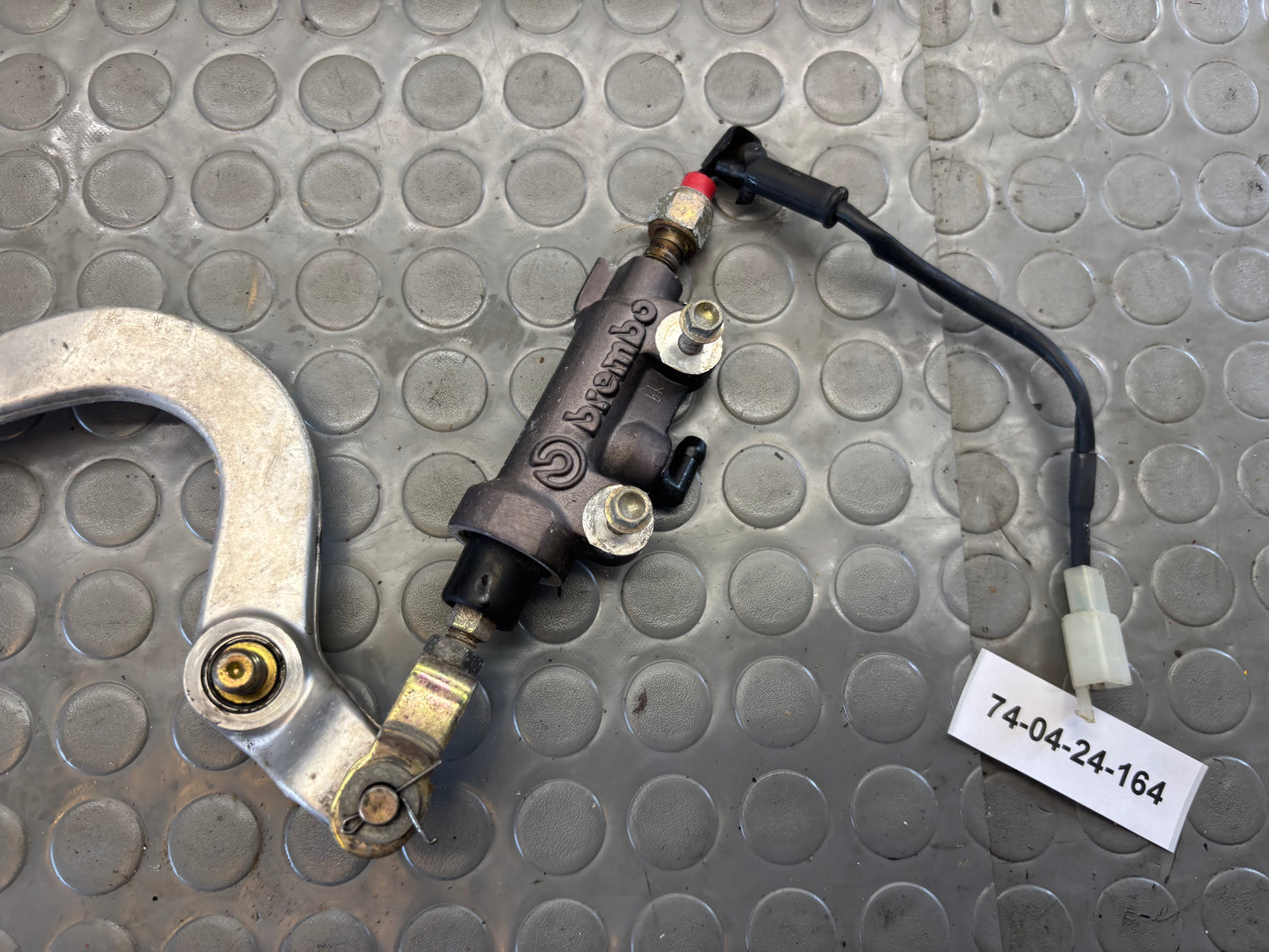 POMPA FRENO POSTERIORE BREMBO BRAKE PUMP + LEVA FRENO HUSQVARNA SM WRE WR CR 125 98-2005