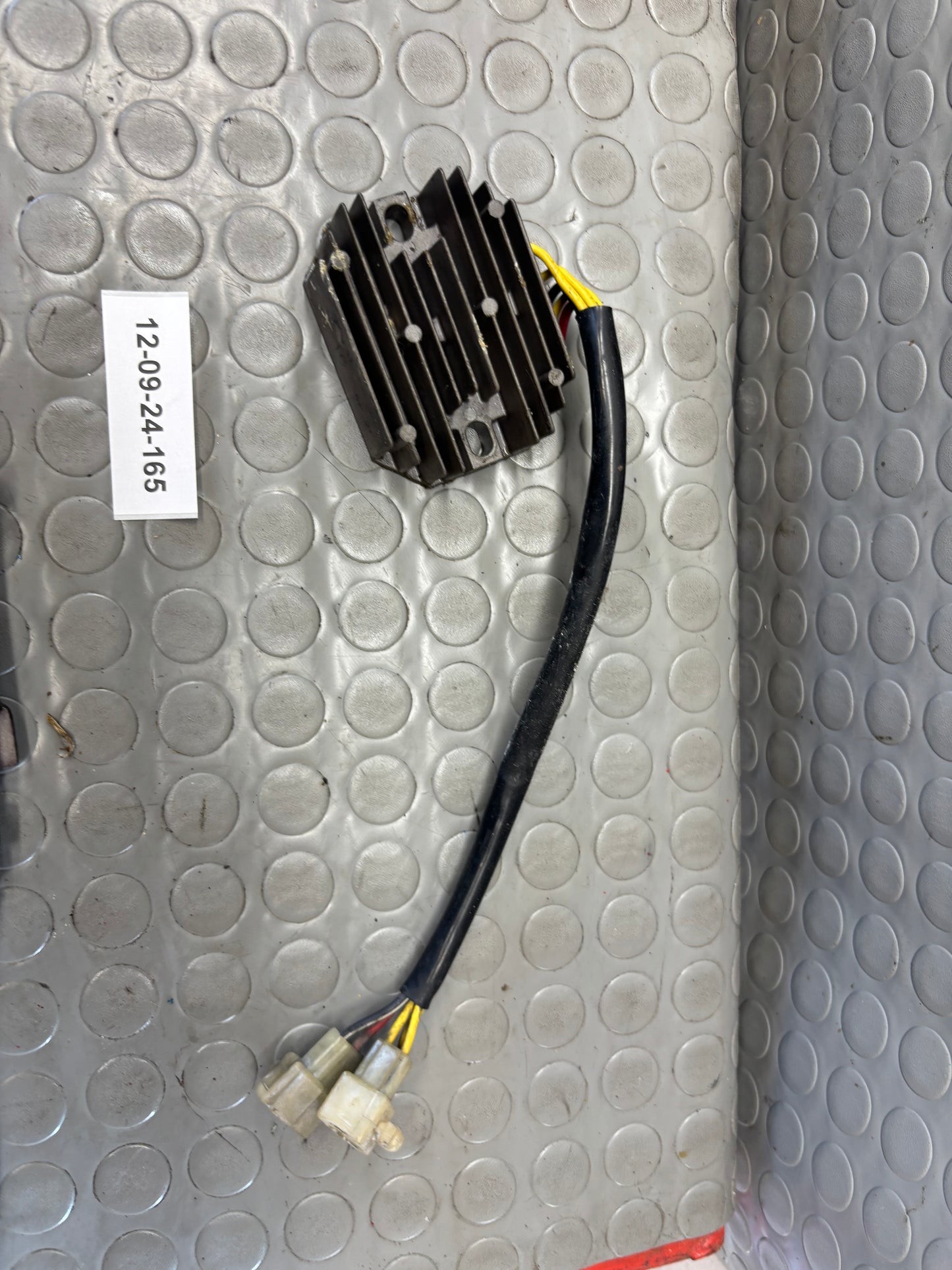 REGOLATORE DI TENSIONE HUSQVRANA SM TE 610 05-2009