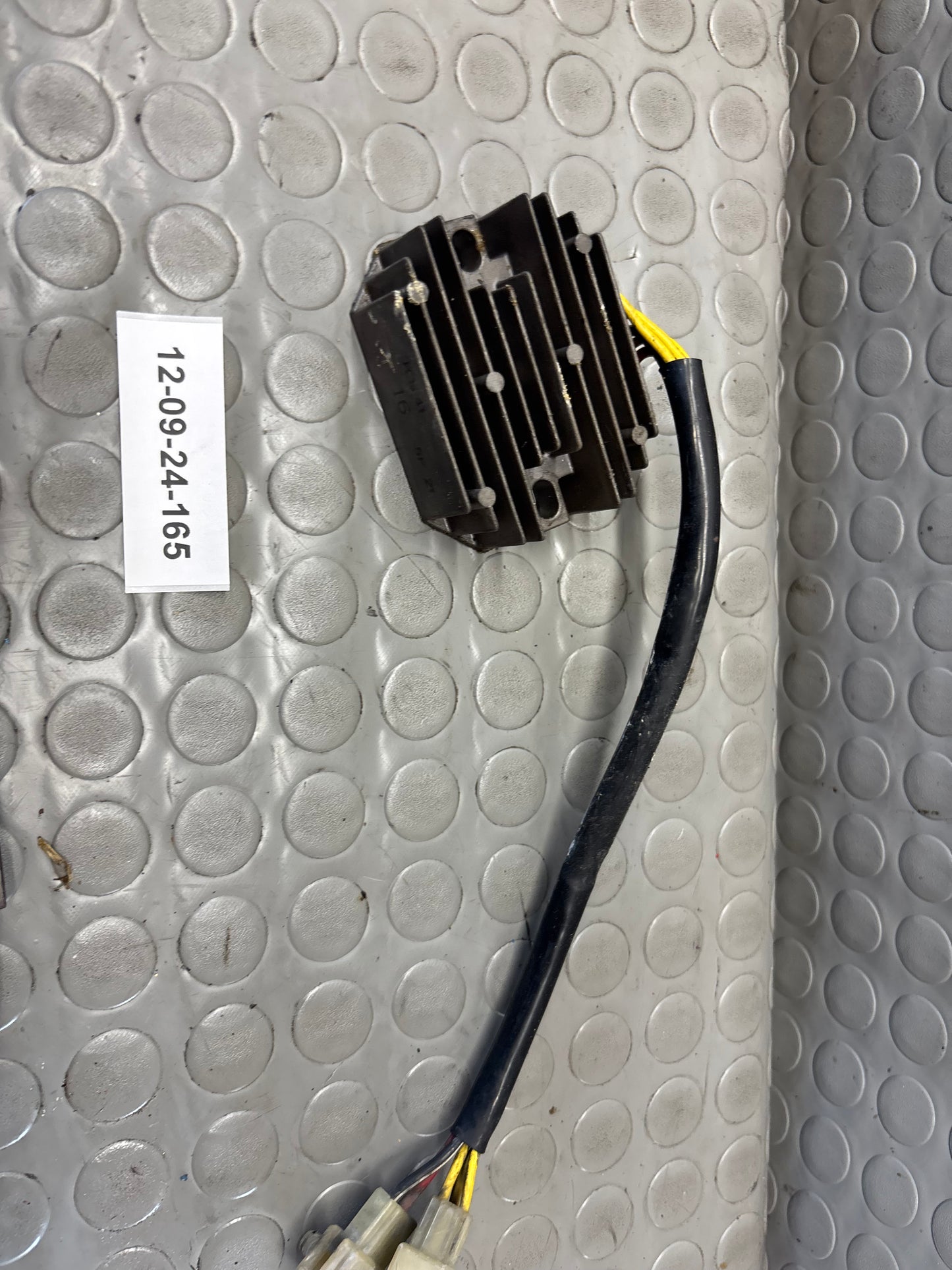REGOLATORE DI TENSIONE HUSQVRANA SM TE 610 05-2009