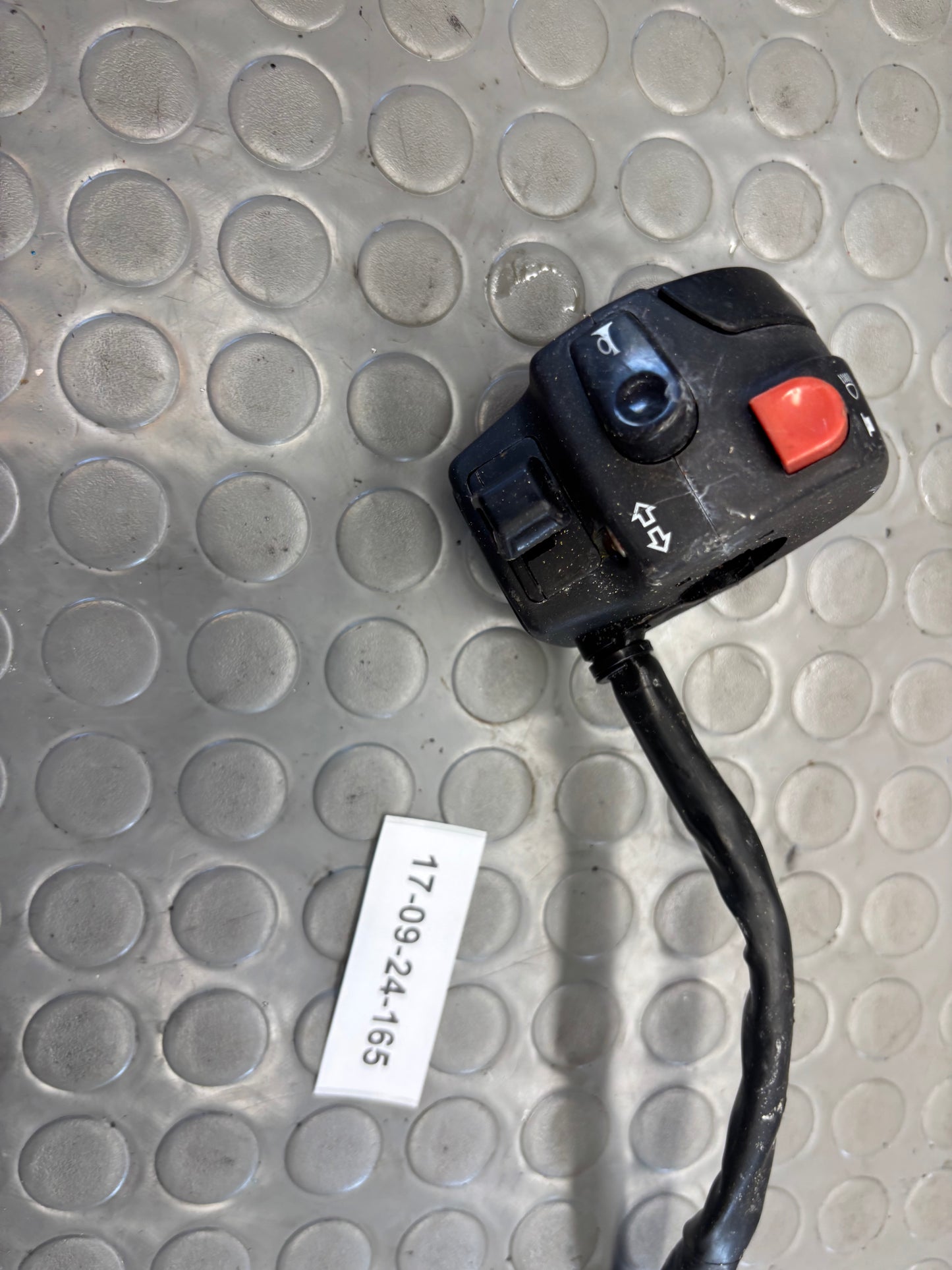 BLOCCHETTO MANUBRIO PULSANTIERA FARI FRECCE LUCI HUSQVARNA SM TE 610 2005-2009