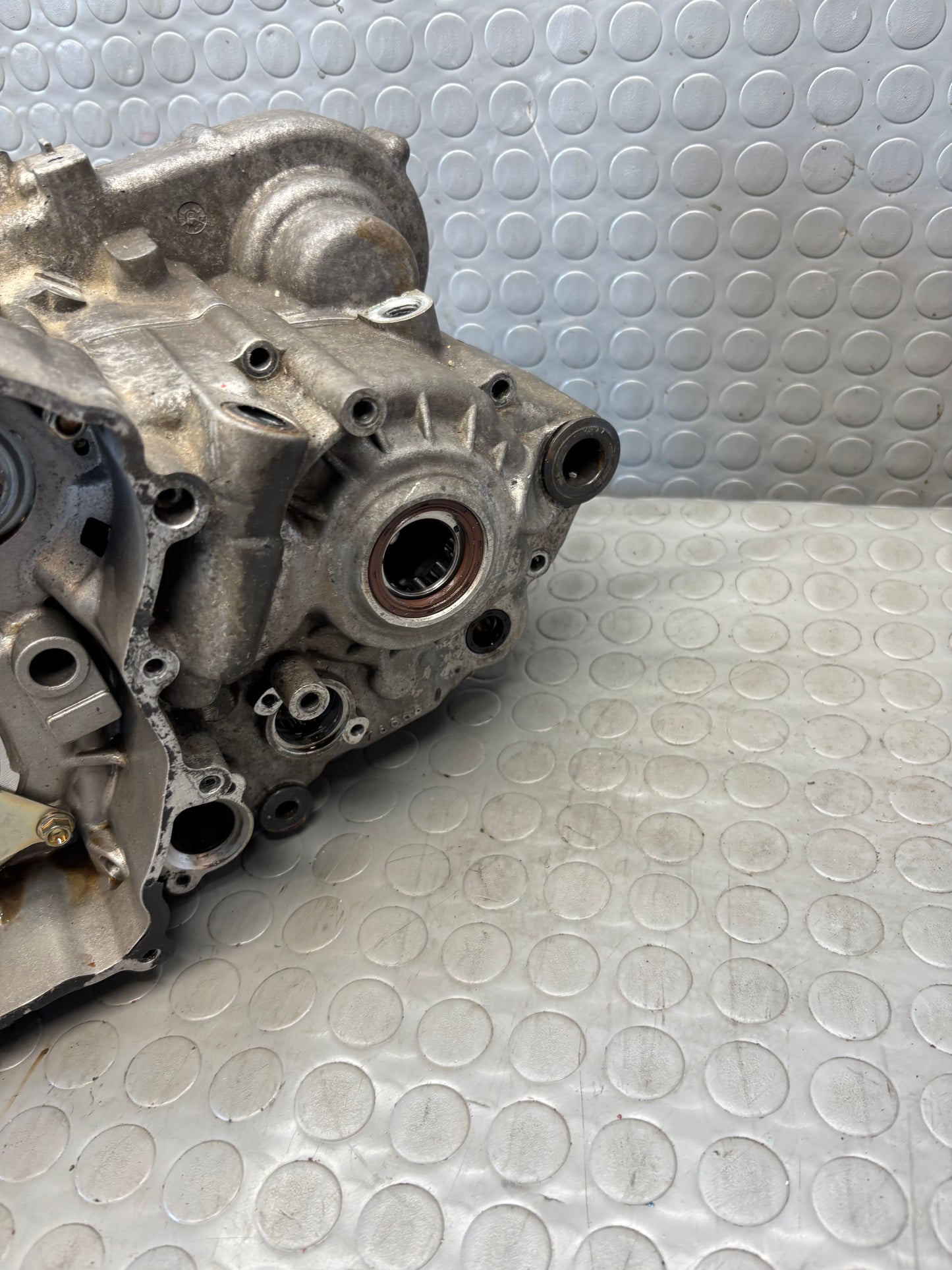 COPPIA CARTER MOTORE ENGINE CRANKCASE HUSQVARNA SM TE 610 05-2009