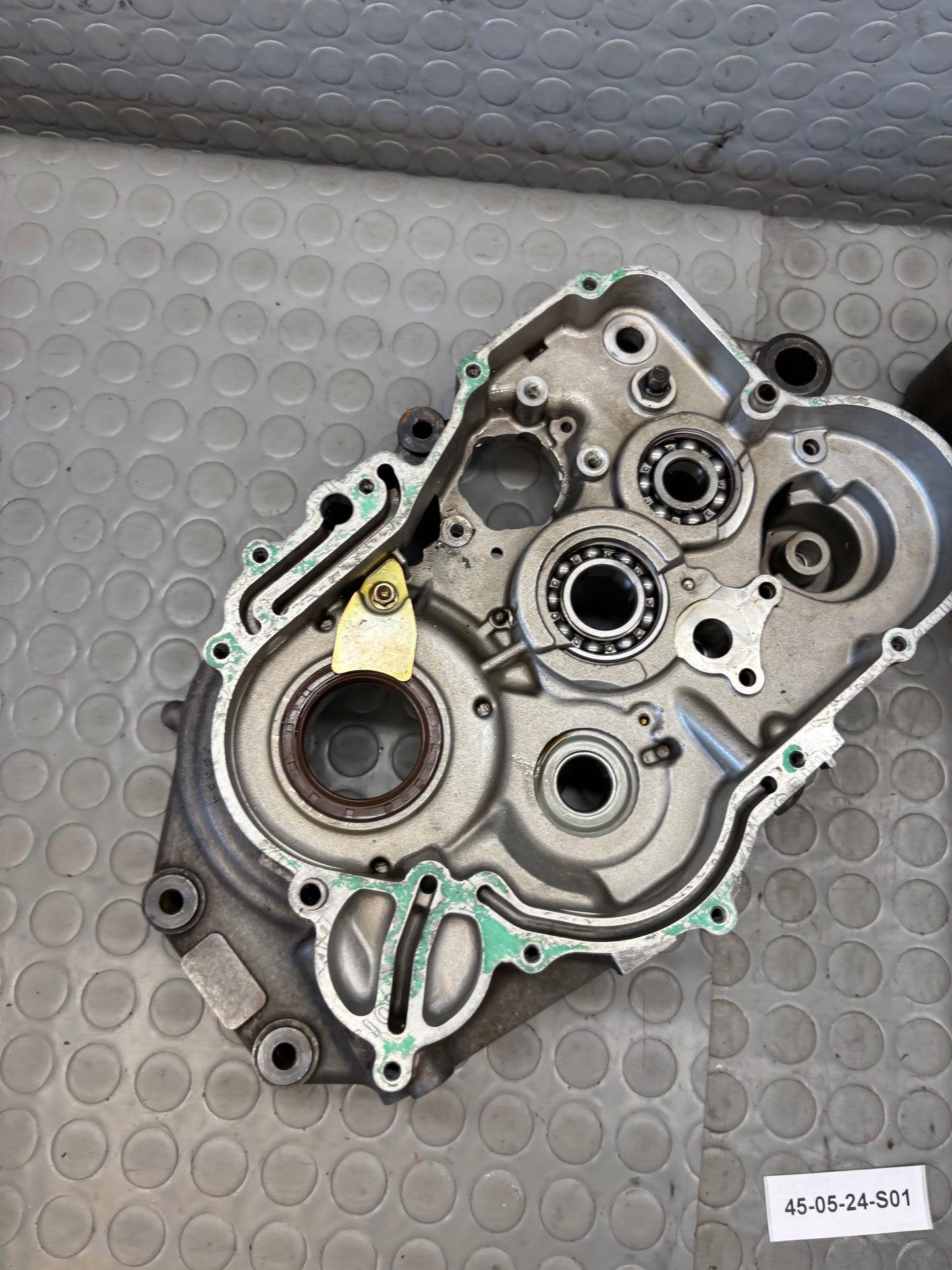 COPPIA CARTER MOTORE ENGINE CRANKCASE HUSQVARNA SM TE 610 05-2009