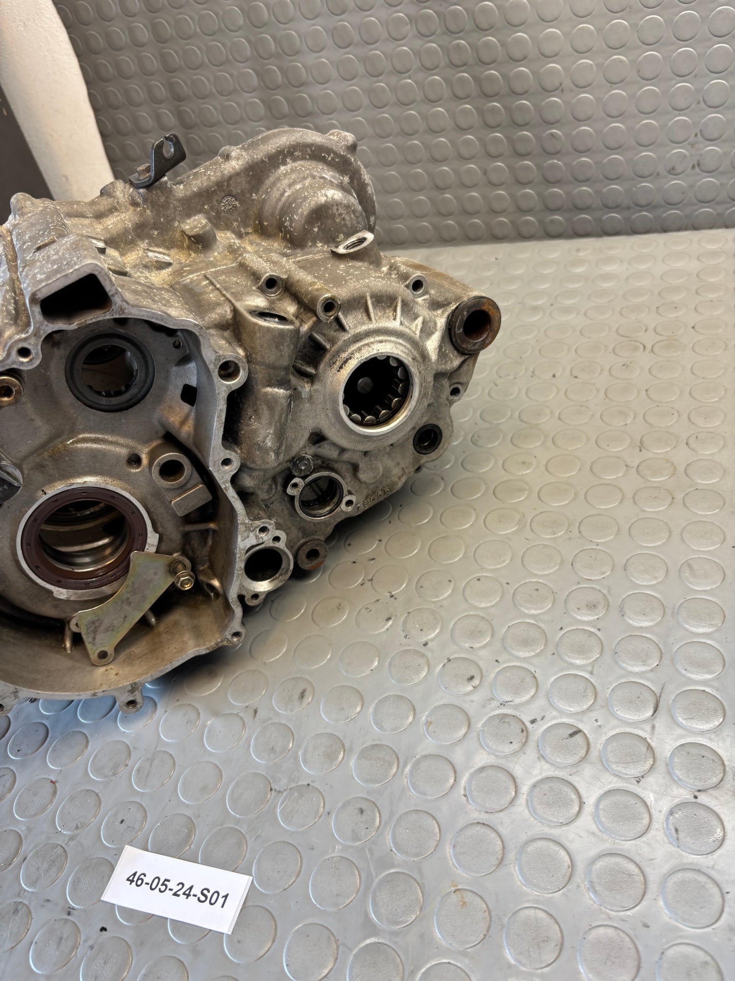 COPPIA CARTER MOTORE ENGINE CRANKCASE HUSQVARNA SM TE 610 05-2009