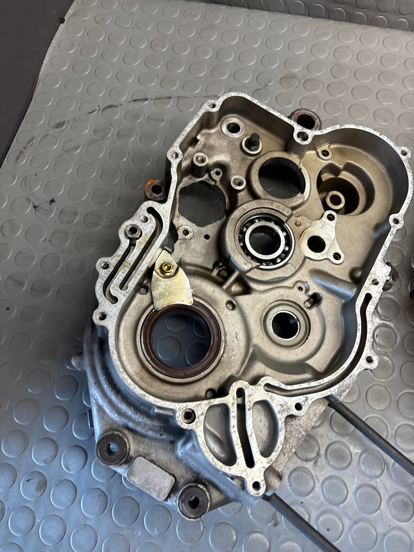 COPPIA CARTER MOTORE ENGINE CRANKCASE HUSQVARNA SM TE 610 05-2009
