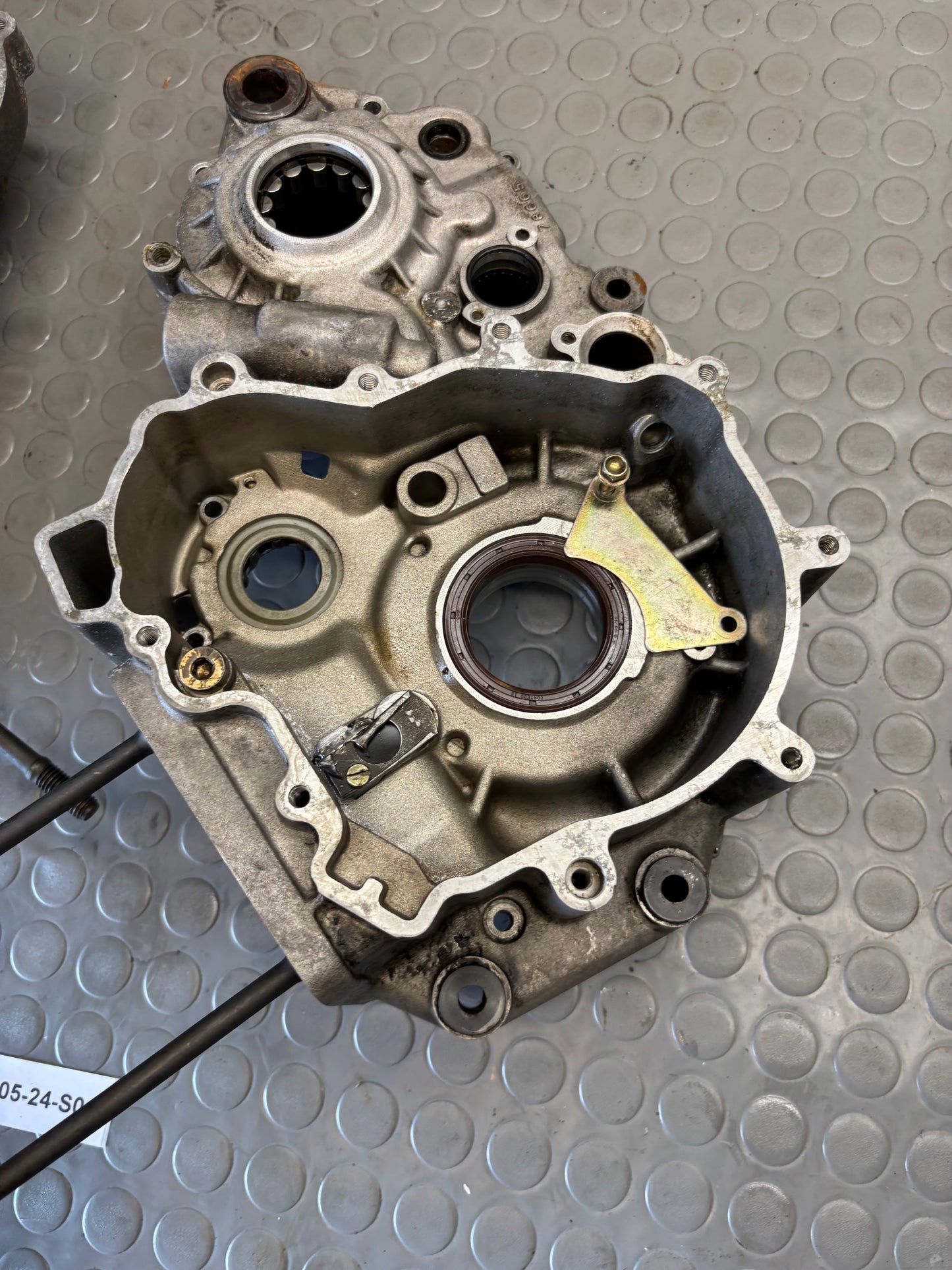 COPPIA CARTER MOTORE ENGINE CRANKCASE HUSQVARNA SM TE 610 05-2009