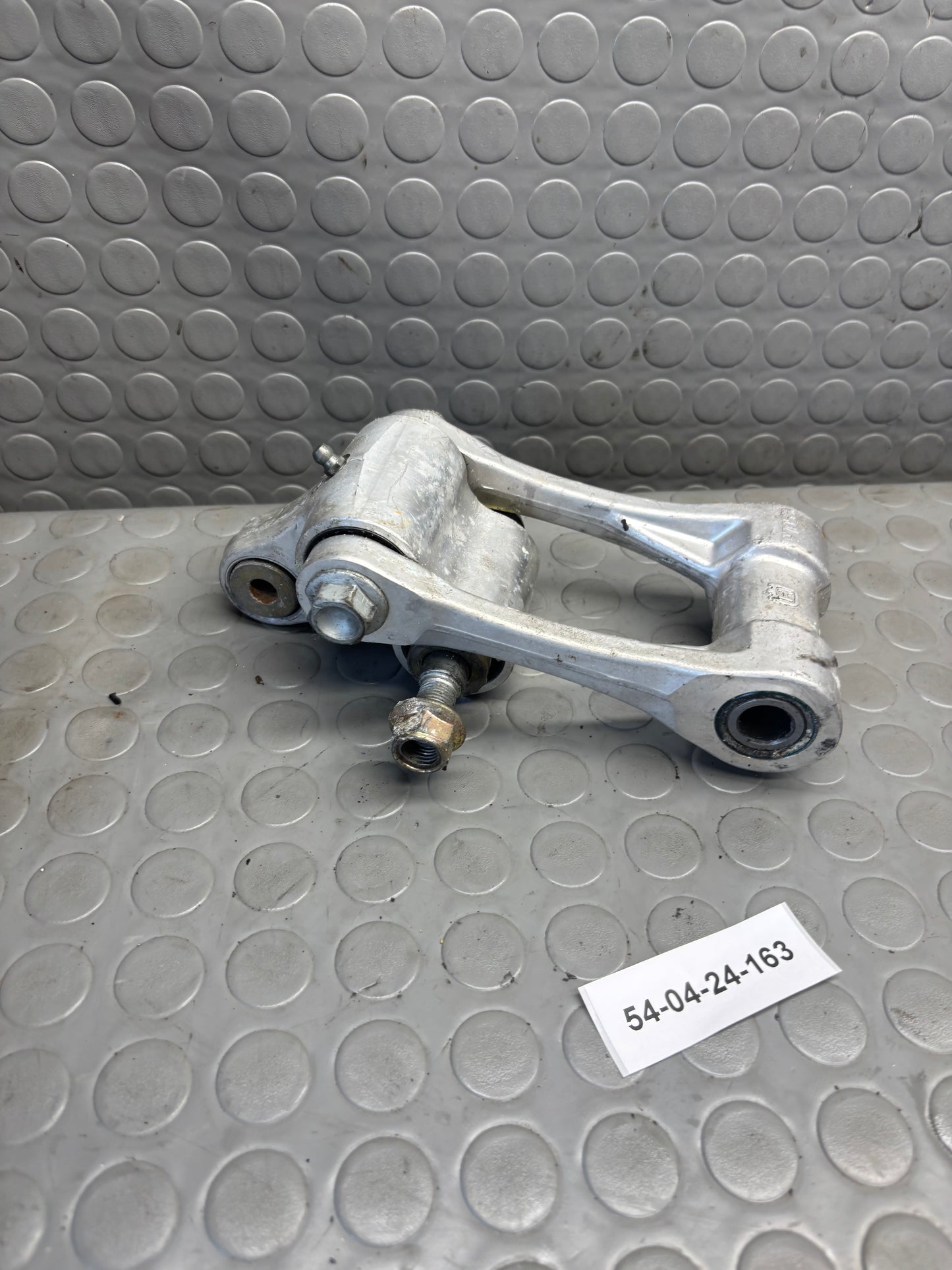 LEVERAGGIO FORCELLONE TELAIO LINK HUSQVARNA SM TE 610 05-2009
