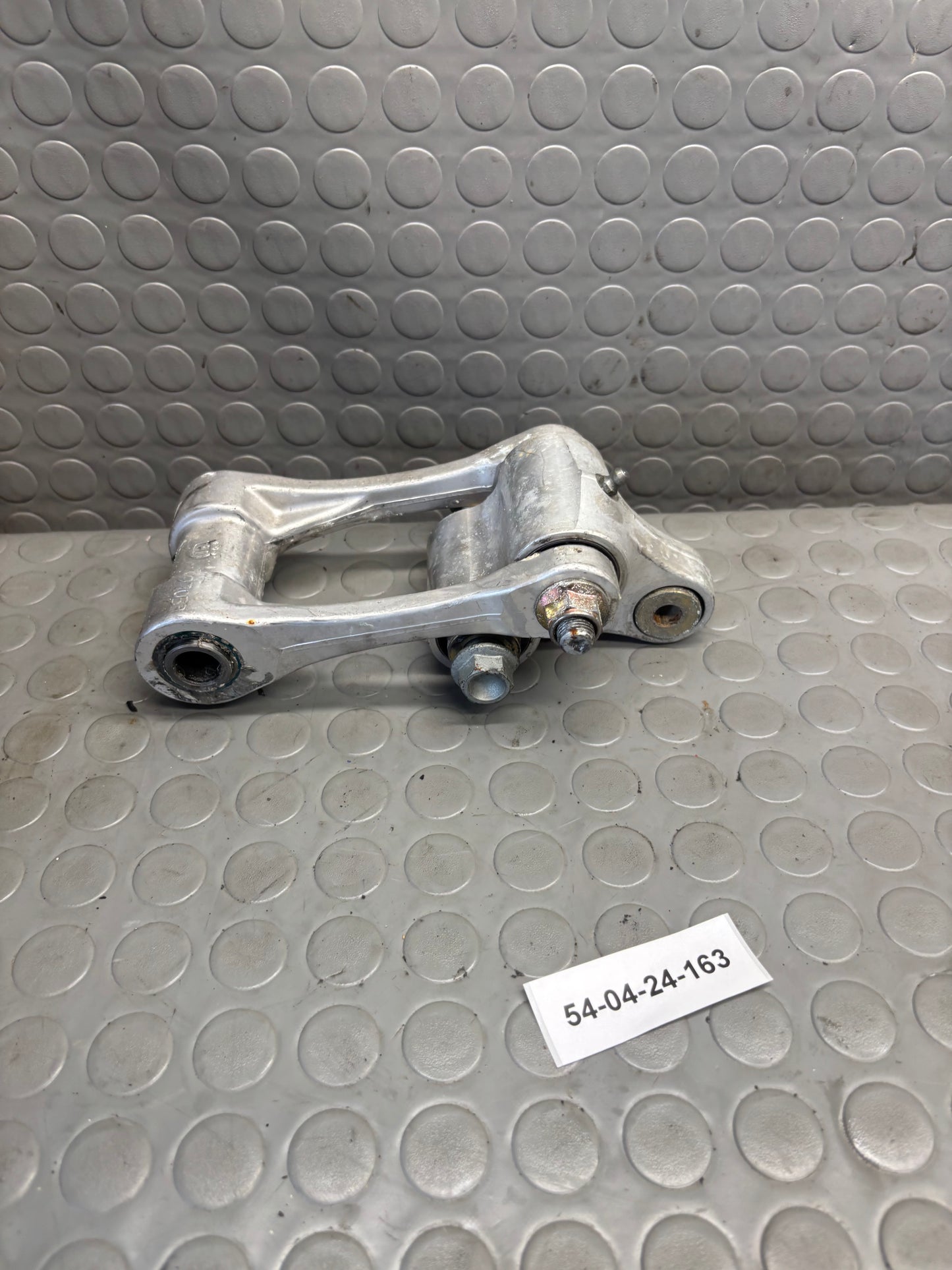 LEVERAGGIO FORCELLONE TELAIO LINK HUSQVARNA SM TE 610 05-2009